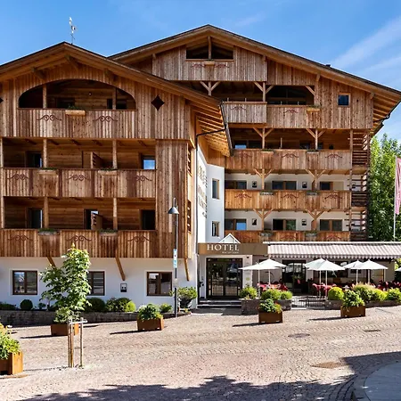 Artnatur Dolomites Hotel & Spa-2